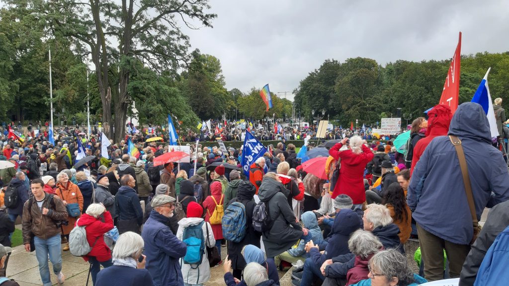 Demo am Tag der deutschen Einheit, dem 3. Oktober